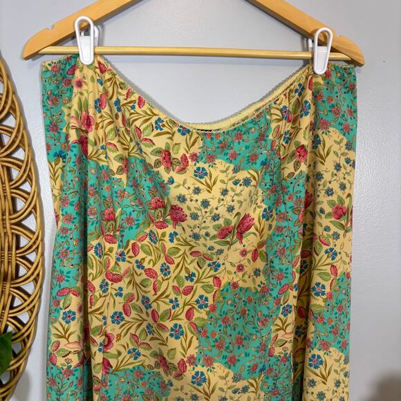 Vtg Patchwork Floral Skirt Yellow Botanical Print Midi Fits like 3X True Spring - Picture 6 of 8